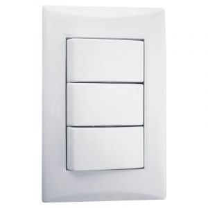 SWITCH TRIPLE BLANCO 15A 125V EAGLE